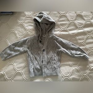 Old Navy boys sweater size 18-24 months